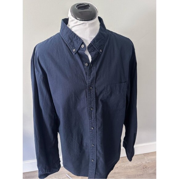 Uniqlo Navy Button Down Shirt - Picture 2 of 9